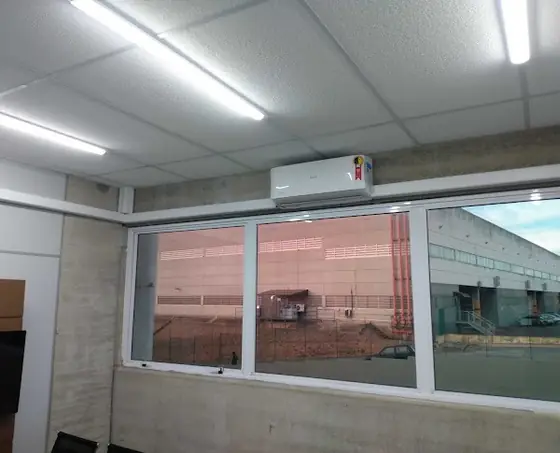 Split em sala comercial